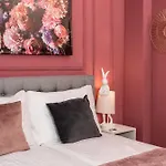 Nikolai Homes